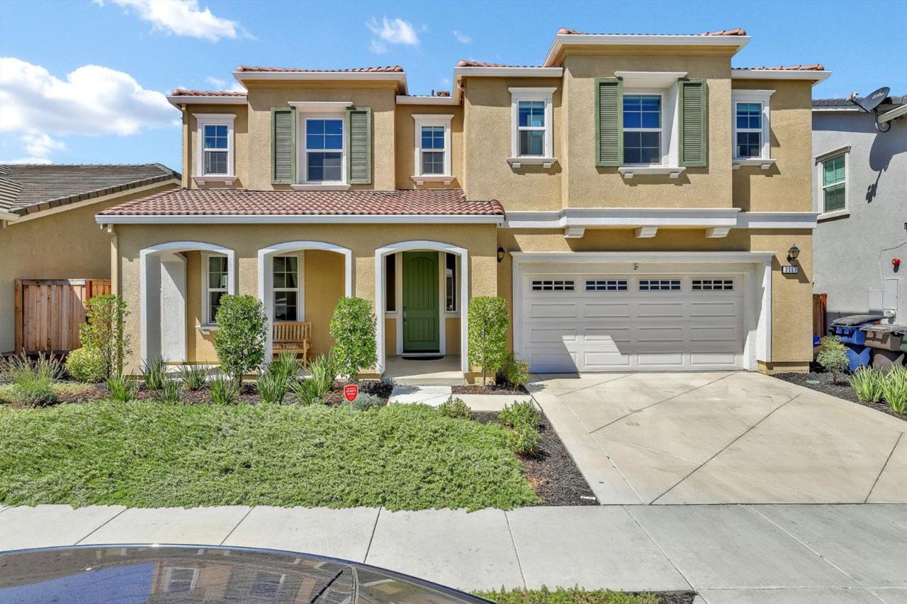 2567 Remy Cantos Drive - Photo 1