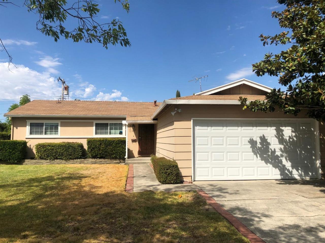 1629 Belt Way - Photo 1