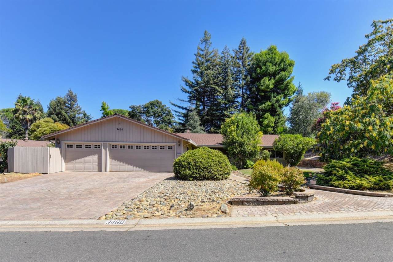 3460 Mesa Verdes Drive - Photo 1