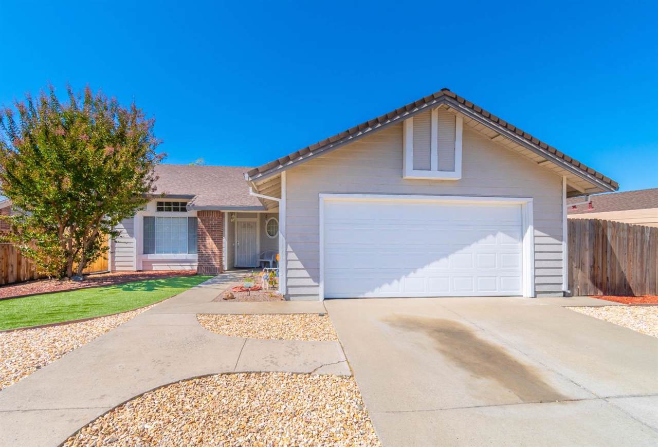 8048 Sauvignon Court - Photo 1