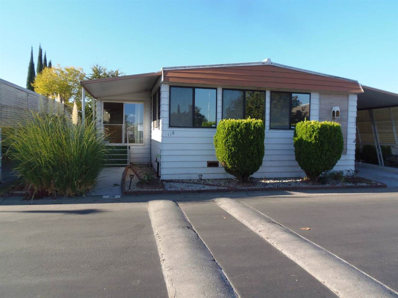 5040 Jackson - Photo 1