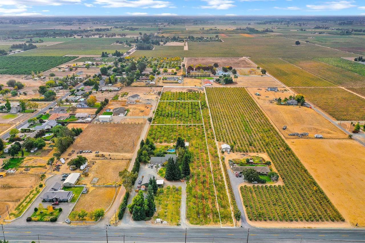 11094 Highway 12 - Photo 1