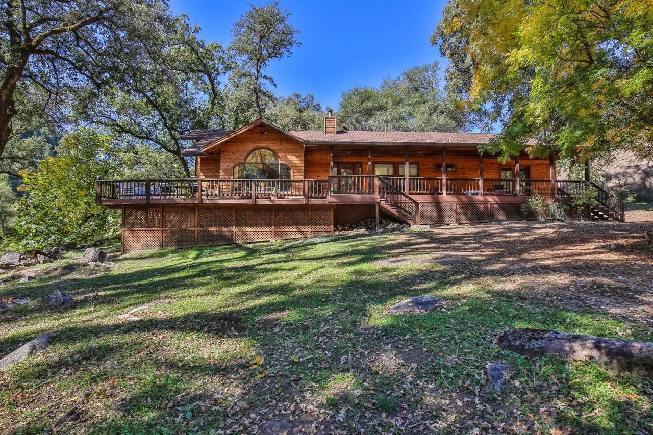6780 Horizon Drive - Photo 1