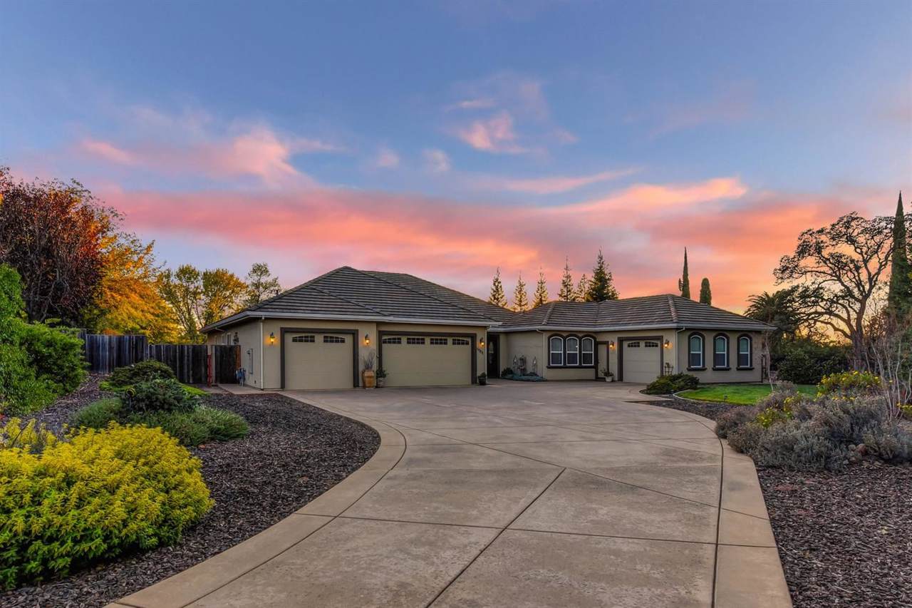 6901 Woodchase Drive - Photo 1