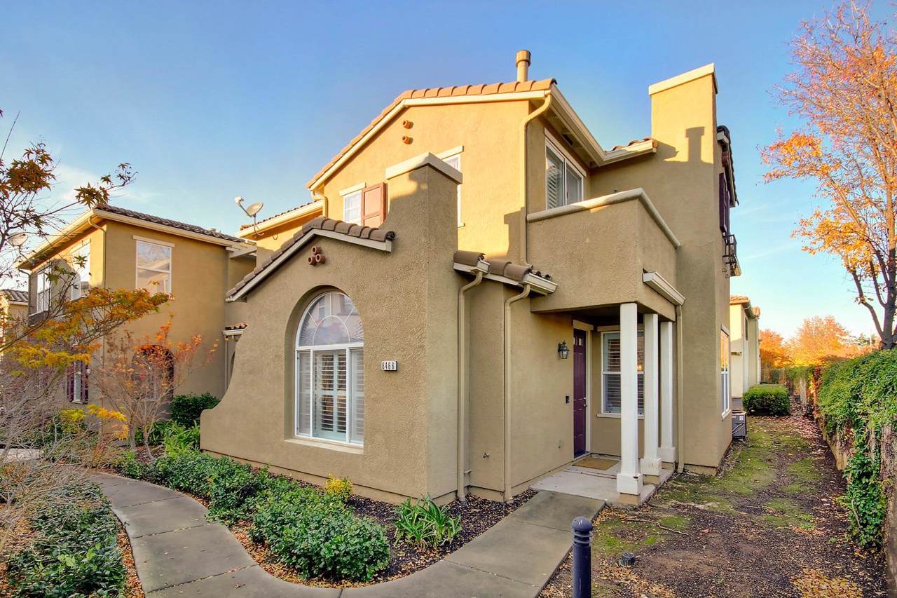 8466 Crystal Walk Circle - Photo 1