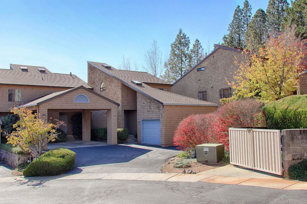 109 Solar Drive - Photo 1