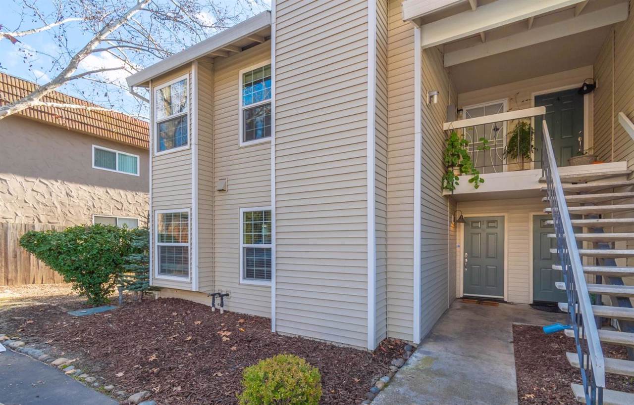 7100 Stella Lane - Photo 1