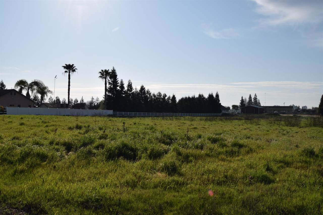 30528 Tressa Lane - Photo 1