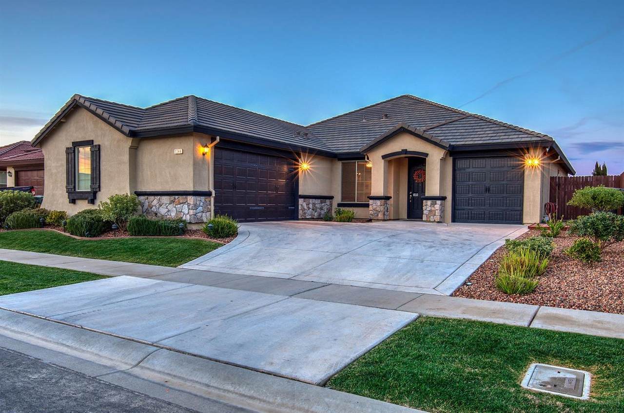 1344 Sundance Drive - Photo 1
