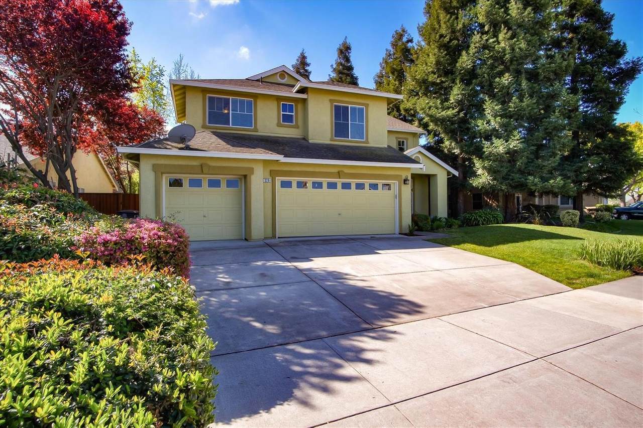 329 Glenbriar Circle - Photo 1