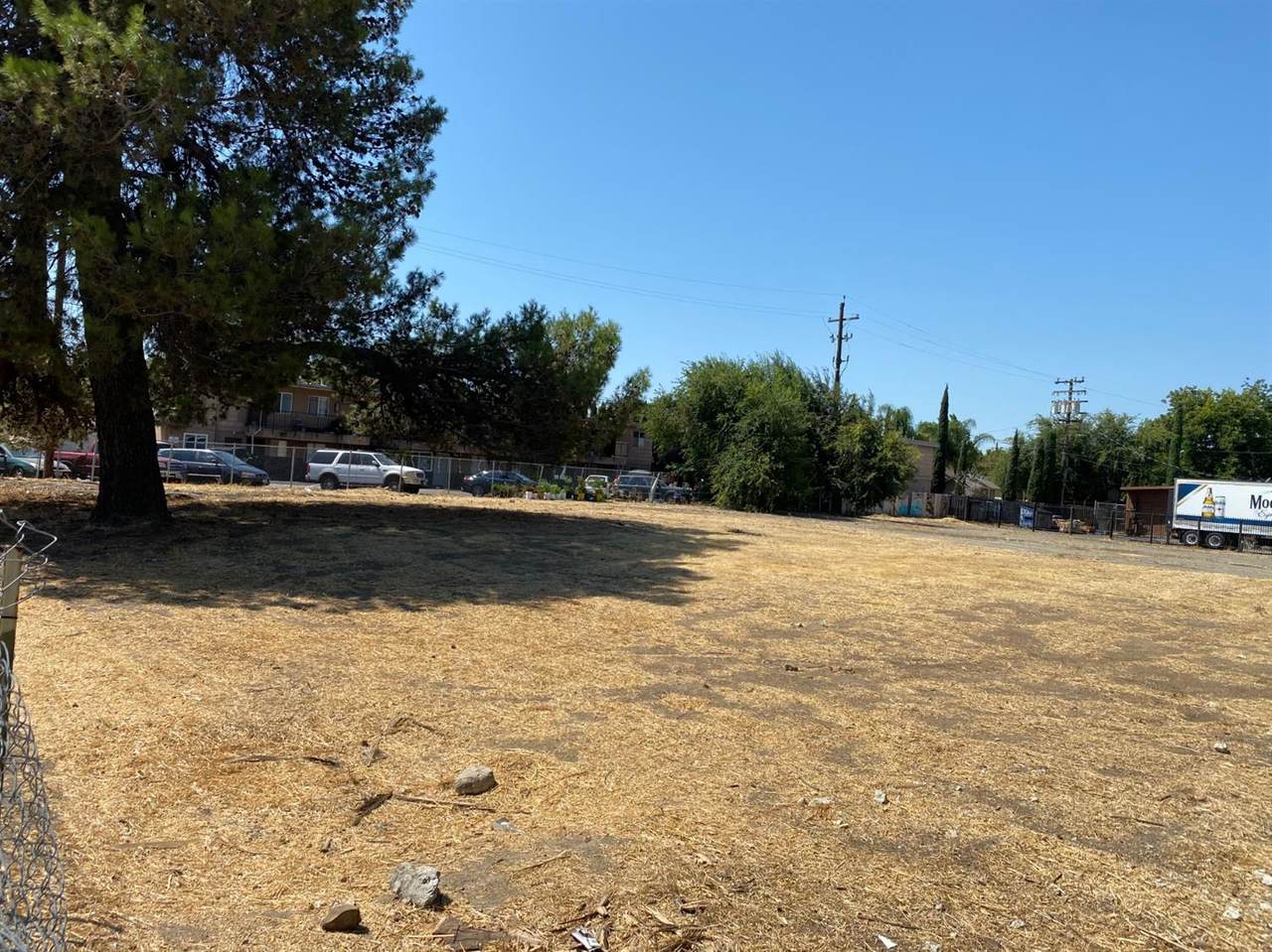1049 Buena Vista Avenue - Photo 1