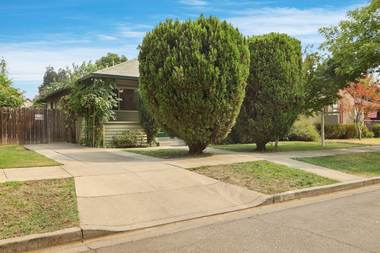 236 Lee Avenue - Photo 1