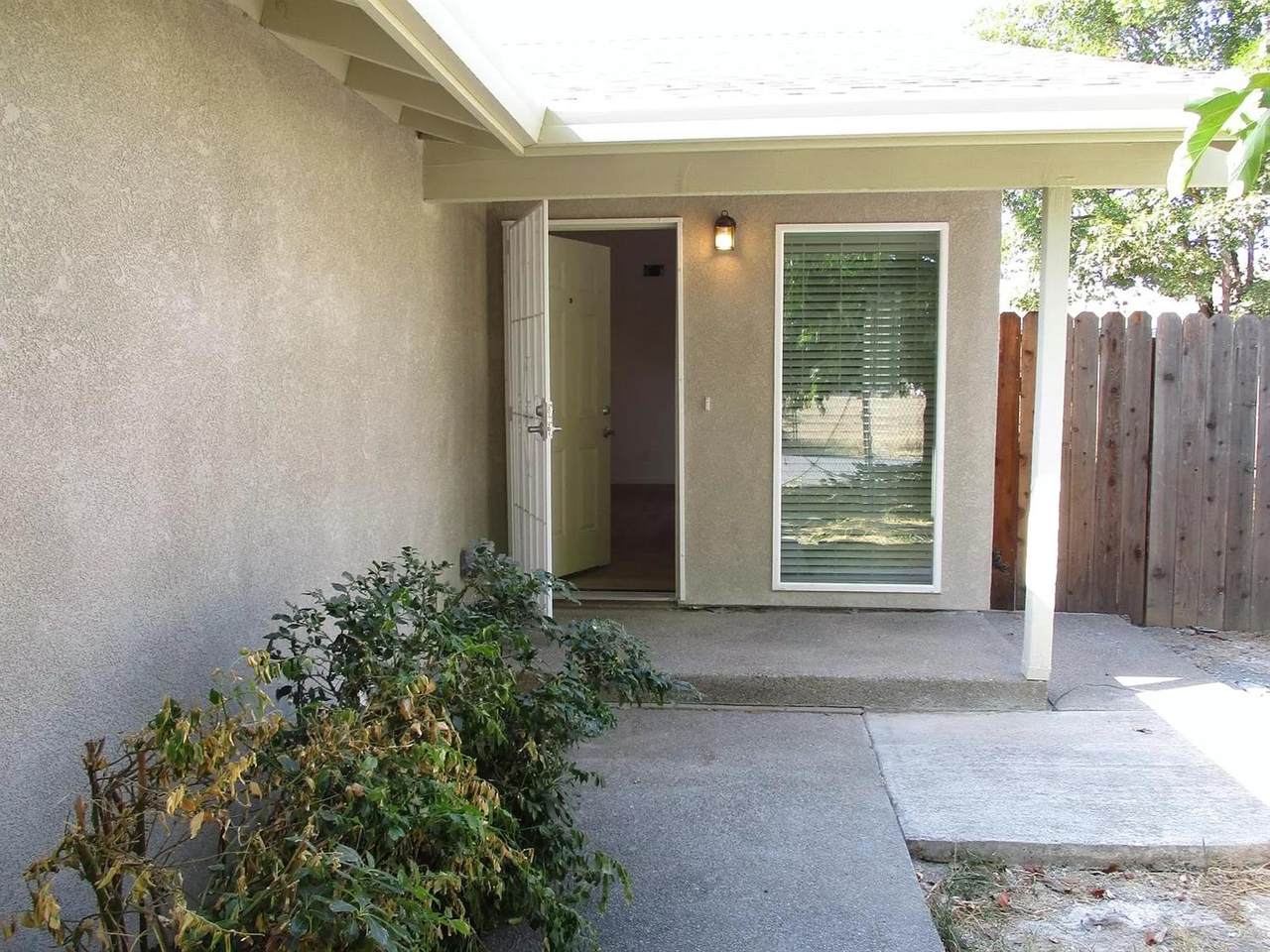 7530-7532 Persimmon Avenue - Photo 1