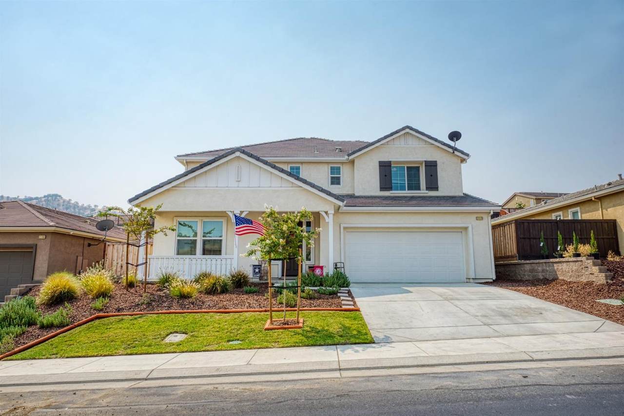 21170 Grapevine Drive - Photo 1