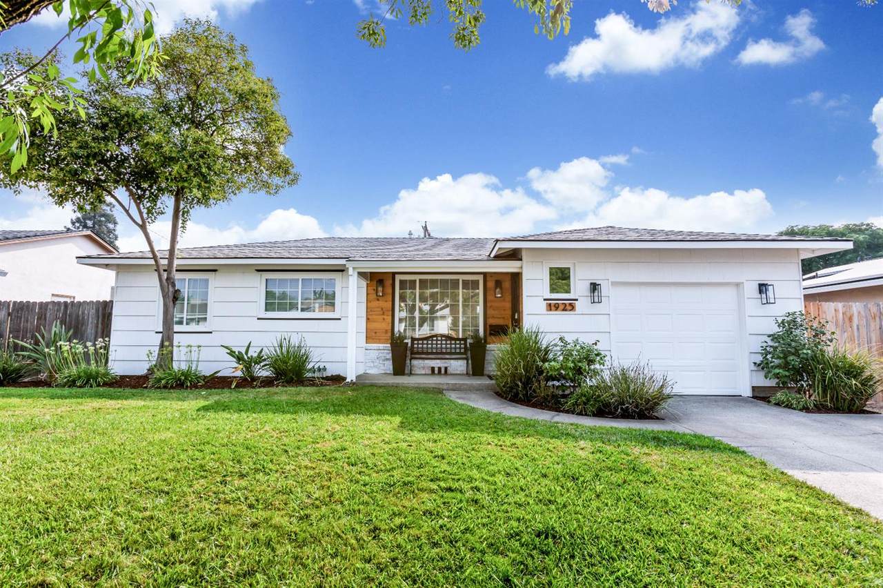 1925 Waterford Road - Photo 1