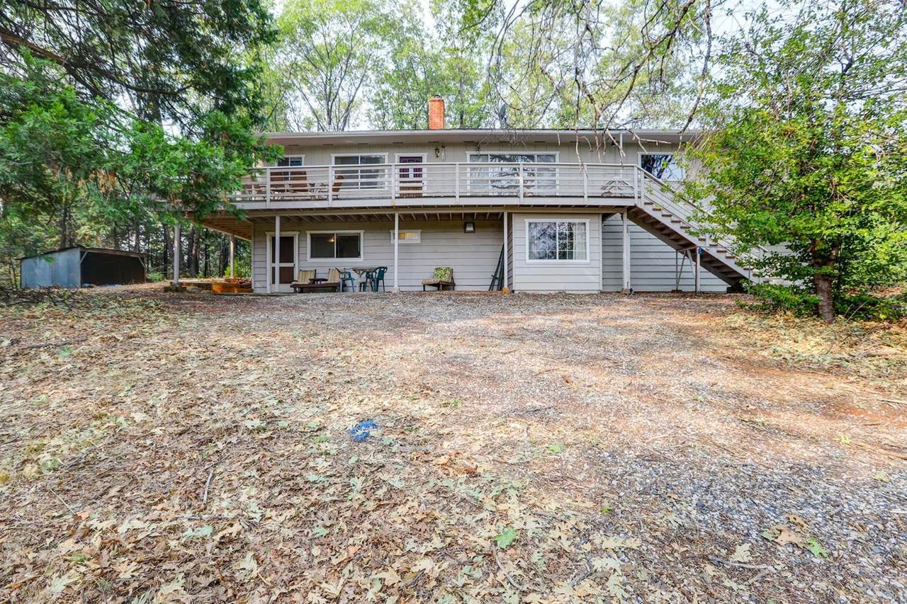 13813 Edgewood Drive - Photo 1
