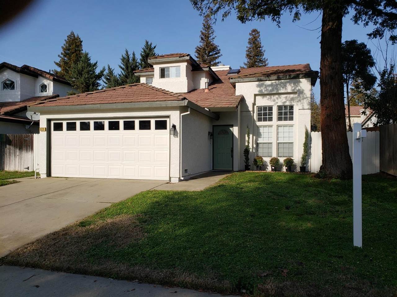 8520 Oakenshield Circle - Photo 1