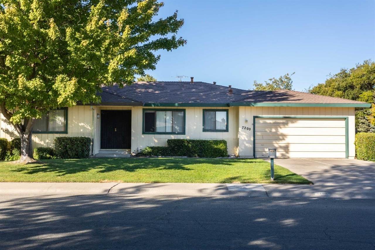 590 Shaw River Way - Photo 1