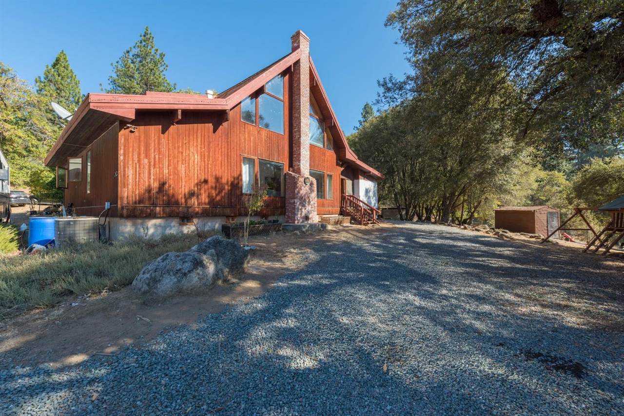 7770 Stephanie Lane - Photo 1