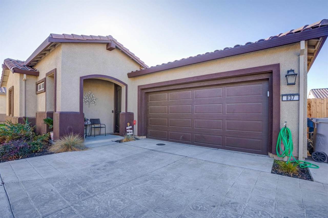 837 Grace Drive - Photo 1