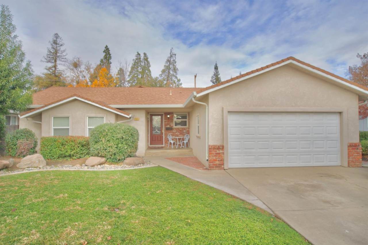 1015 Lakehome Drive - Photo 1