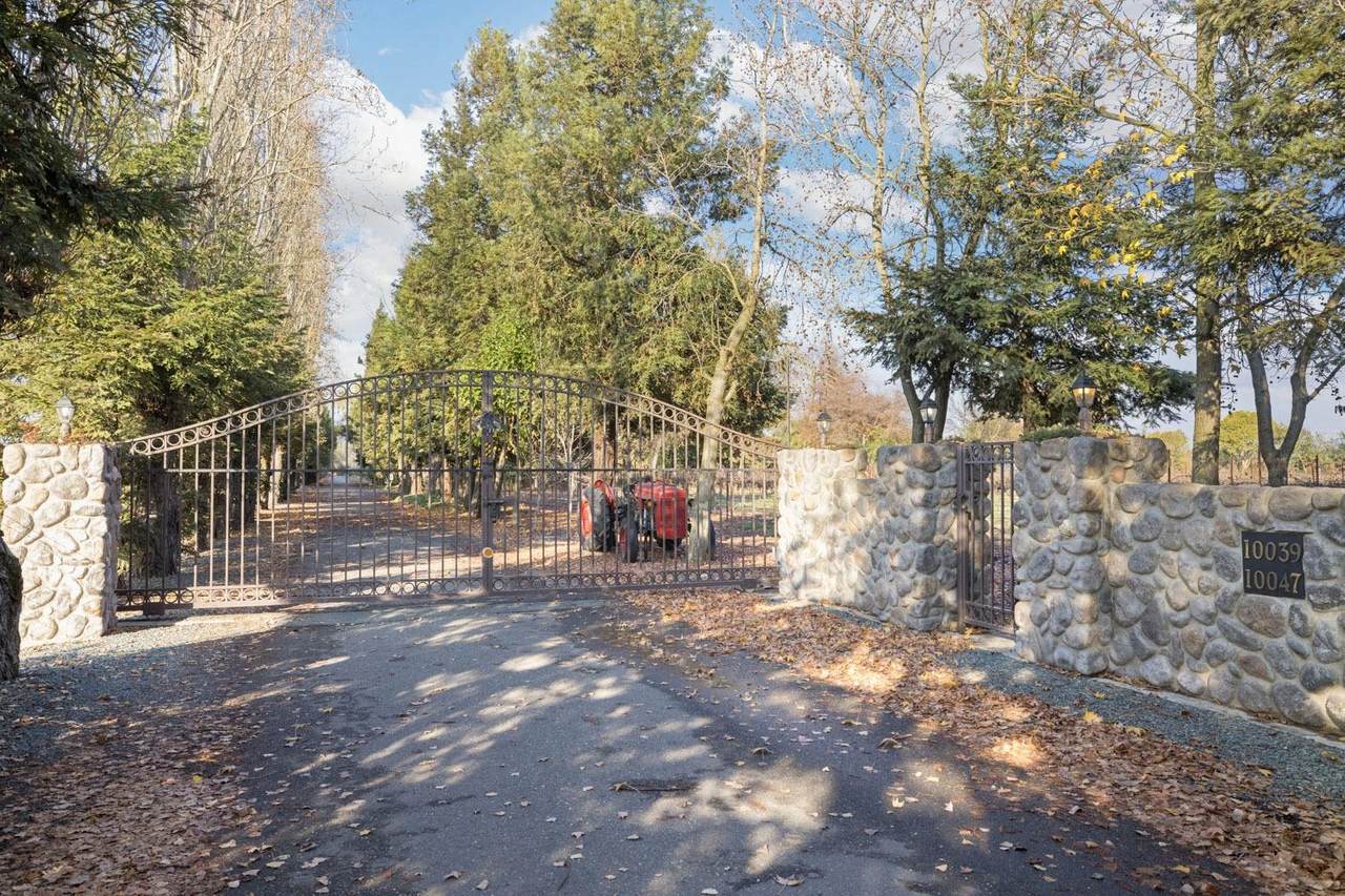 10039 Highway 12 - Photo 1