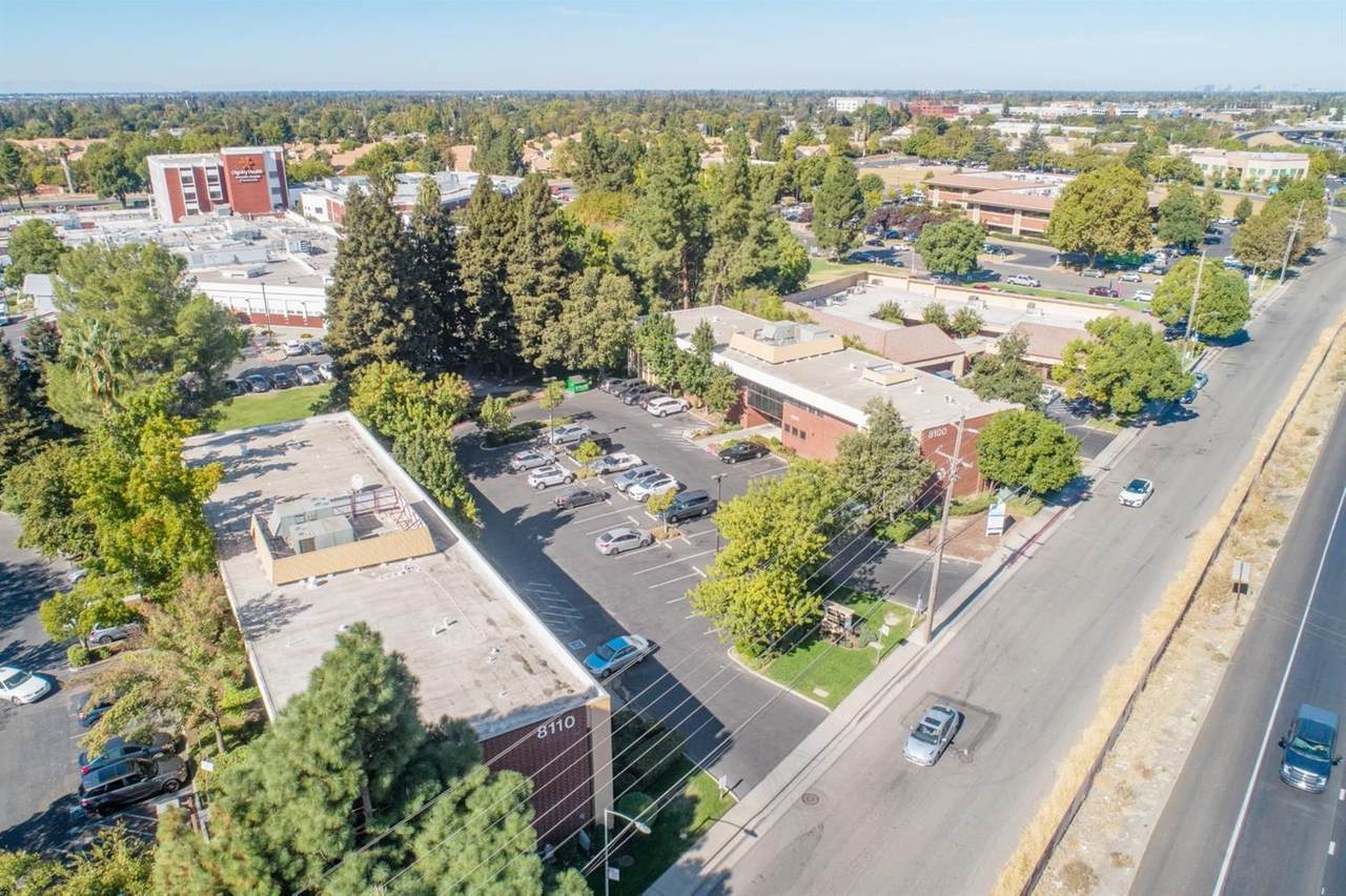 8100-8110 Timberlake Way - Photo 1