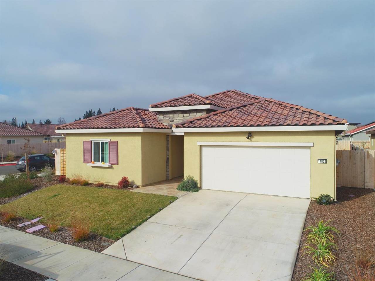 14825 Oakville Lane - Photo 1