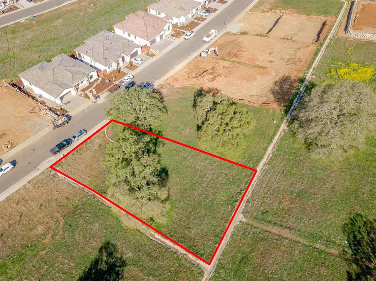 714 Sundahl Drive - Photo 1
