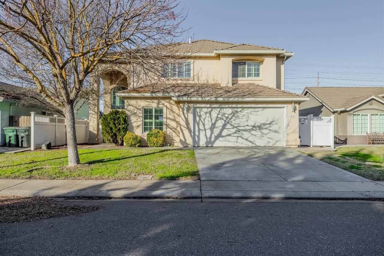 4121 Desertaire Drive - Photo 1
