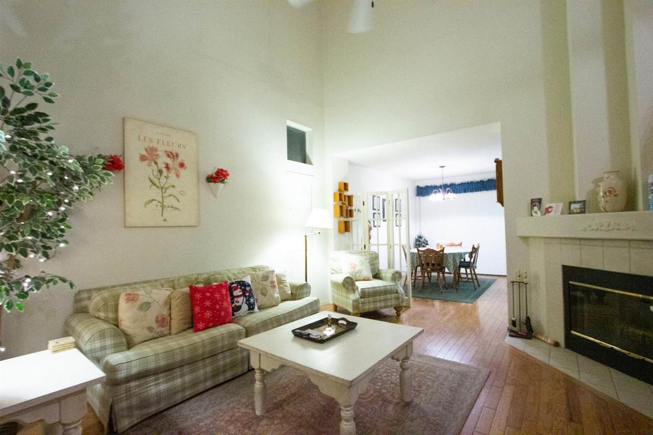 9581 Sunlight Lane - Photo 1