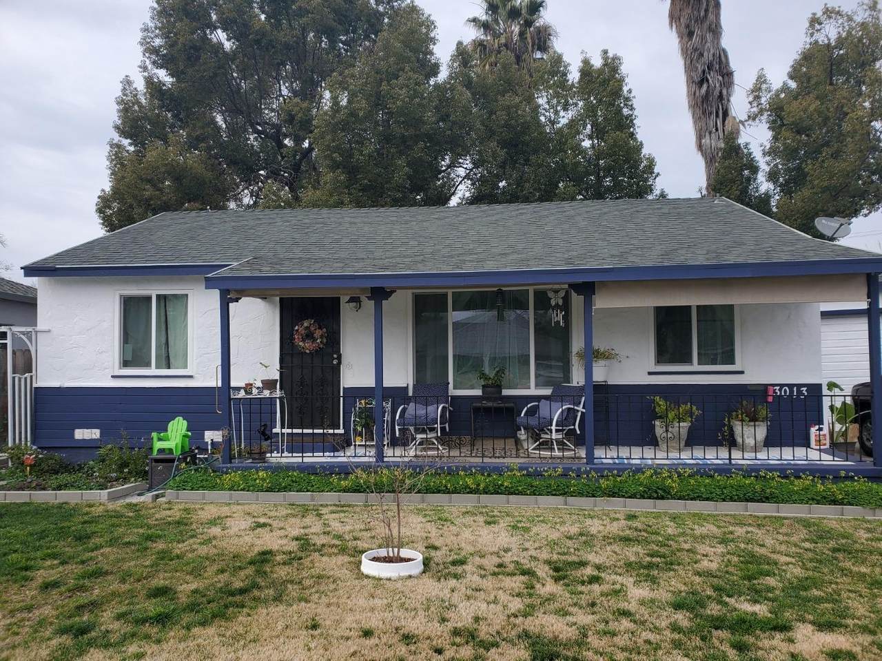 3013 Sonoma Avenue - Photo 1