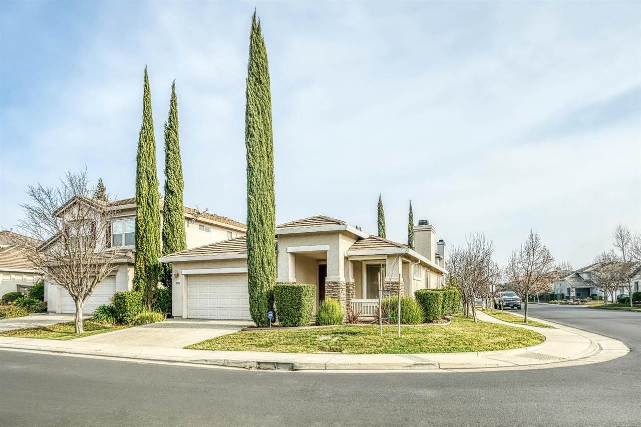 9701 Sage Thrasher Circle - Photo 1