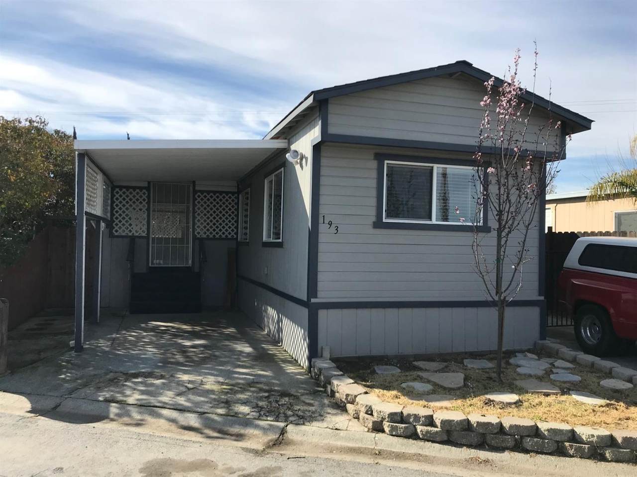 193 Sun Street - Photo 1