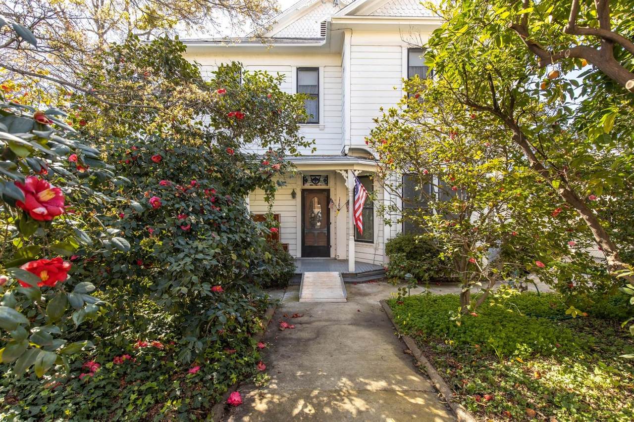 482 Main Street - Photo 1
