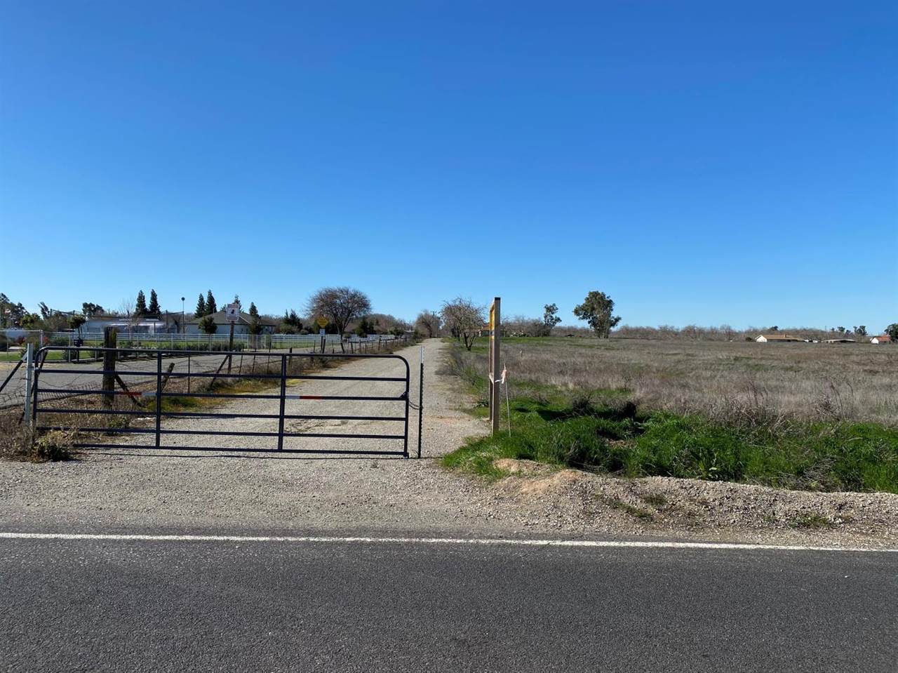 261 Reid Road - Photo 1