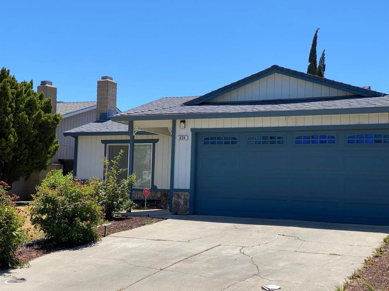 624 Rosemary Drive - Photo 1
