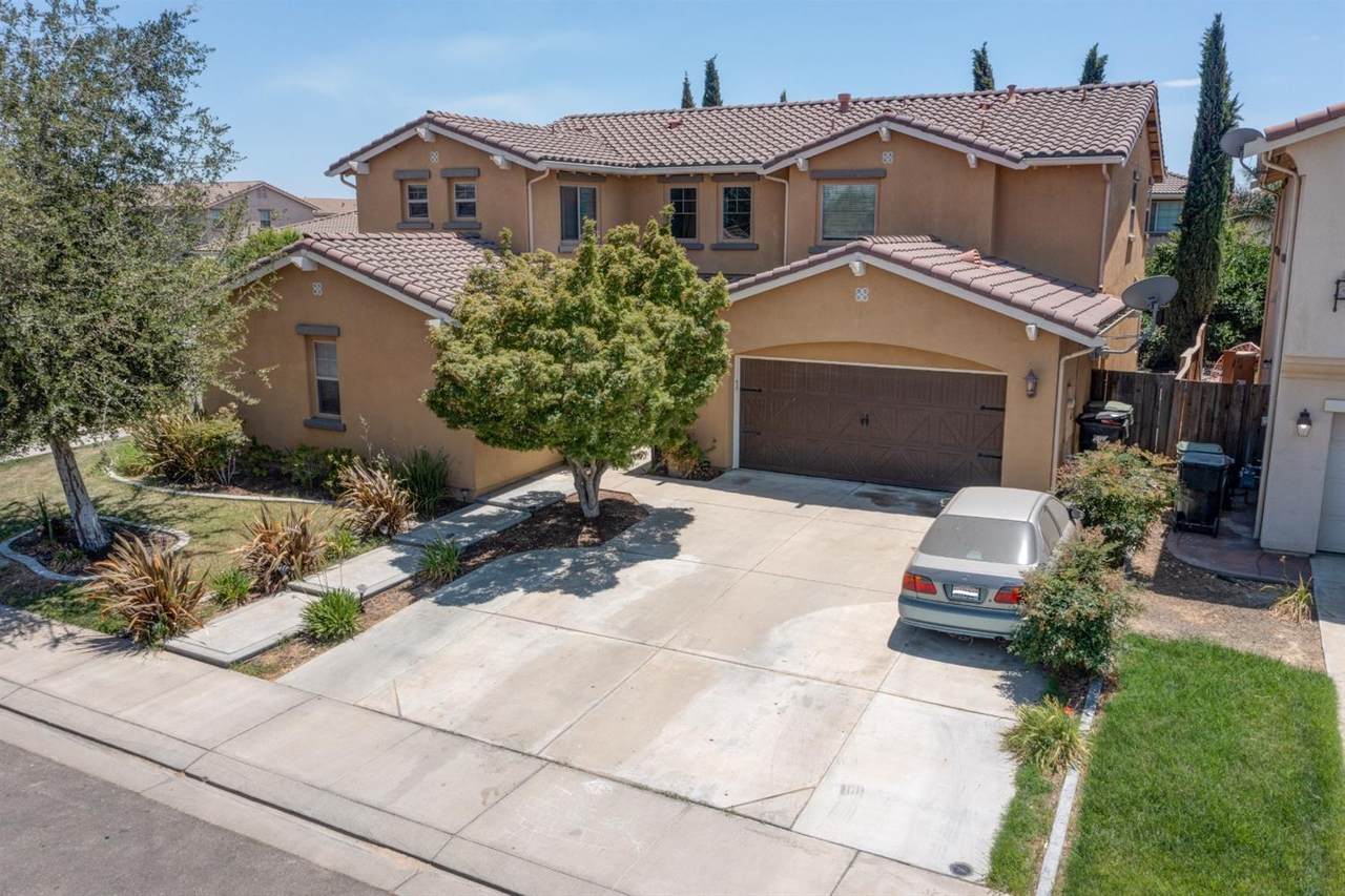 2024 Sola Court - Photo 1