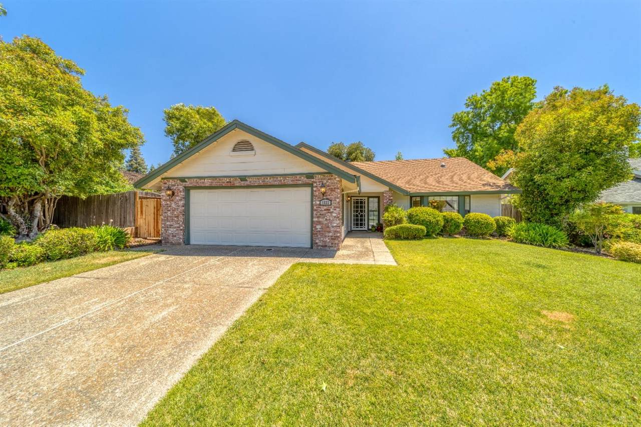 1532 Lariat Loop - Photo 1