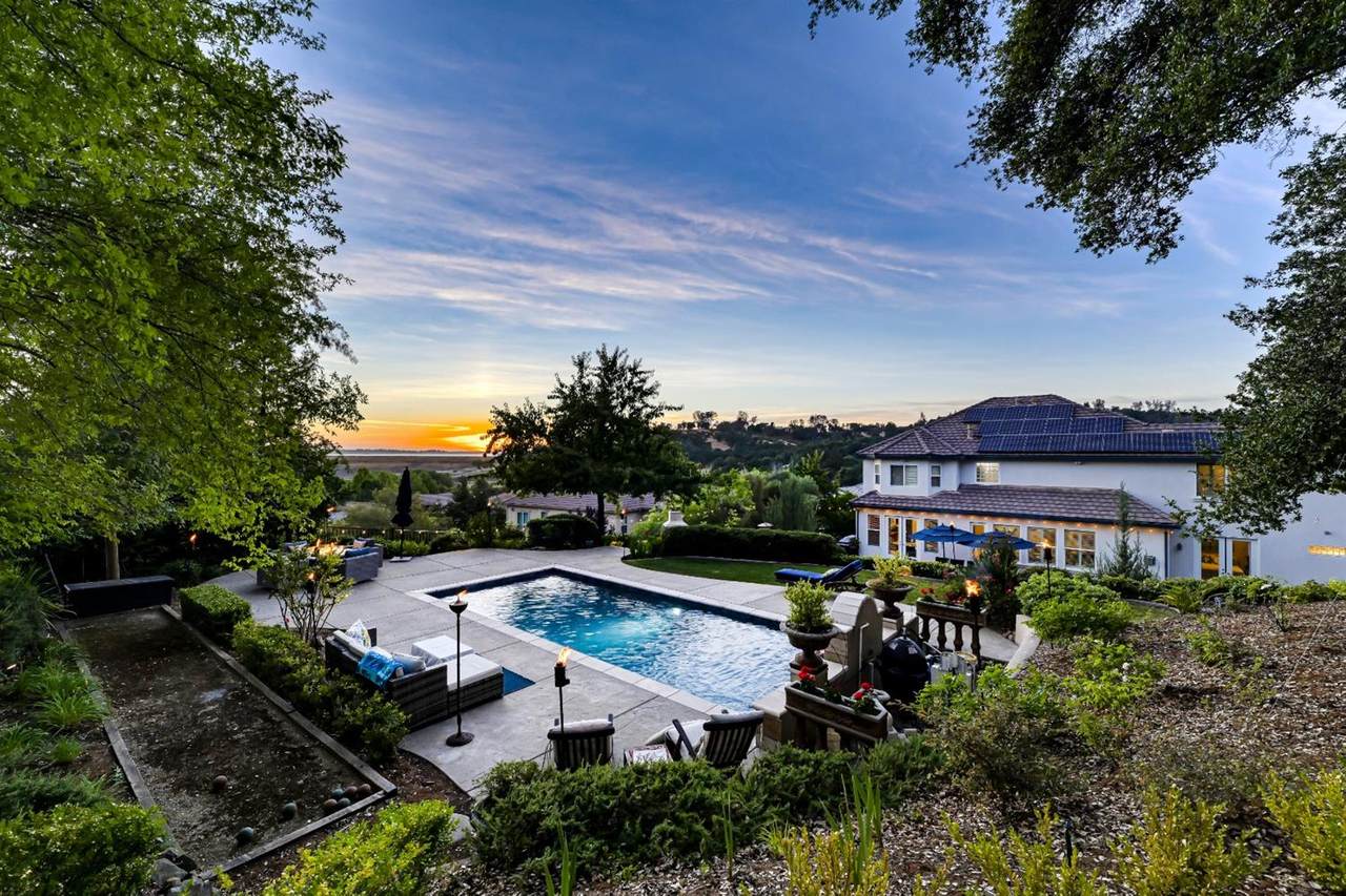 3036 Corsica Drive - Photo 1