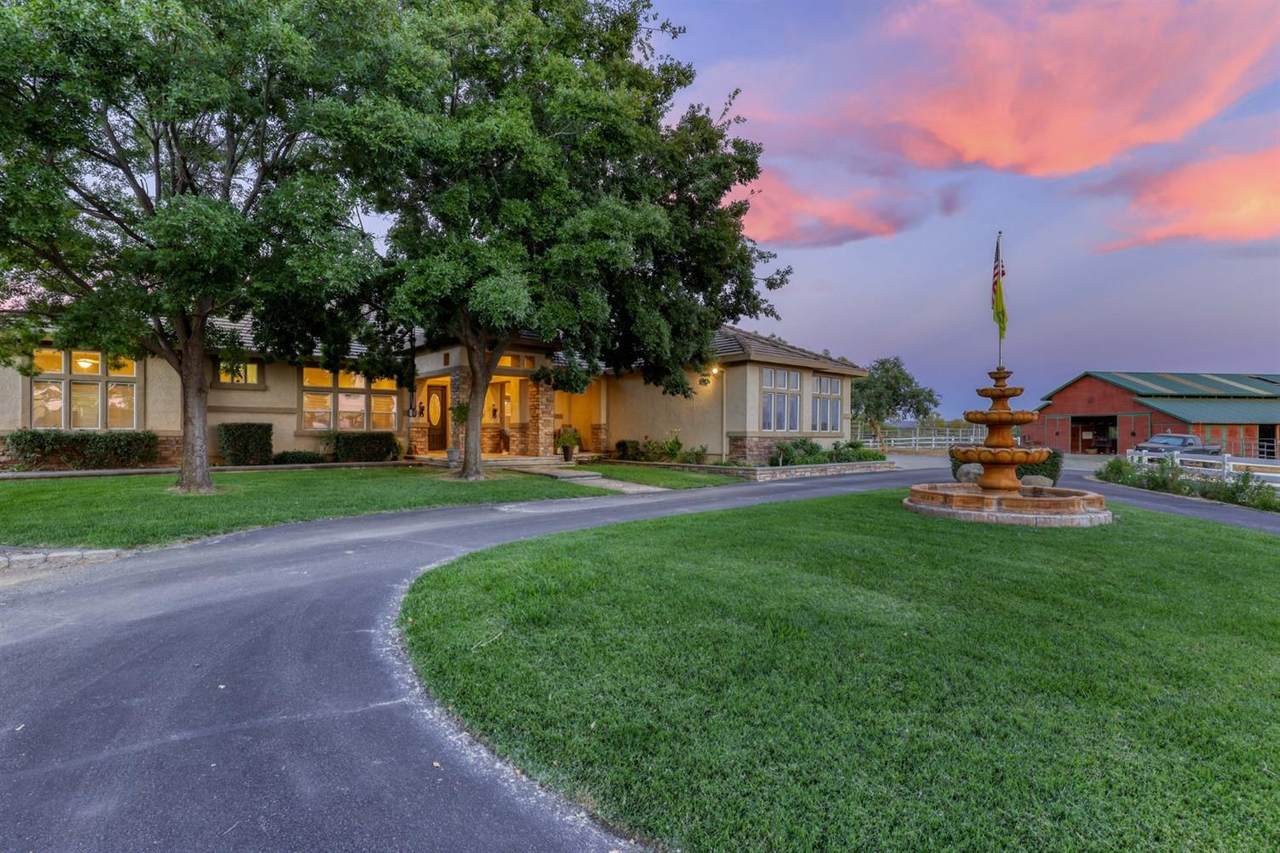 3730 Mccourtney - Photo 1
