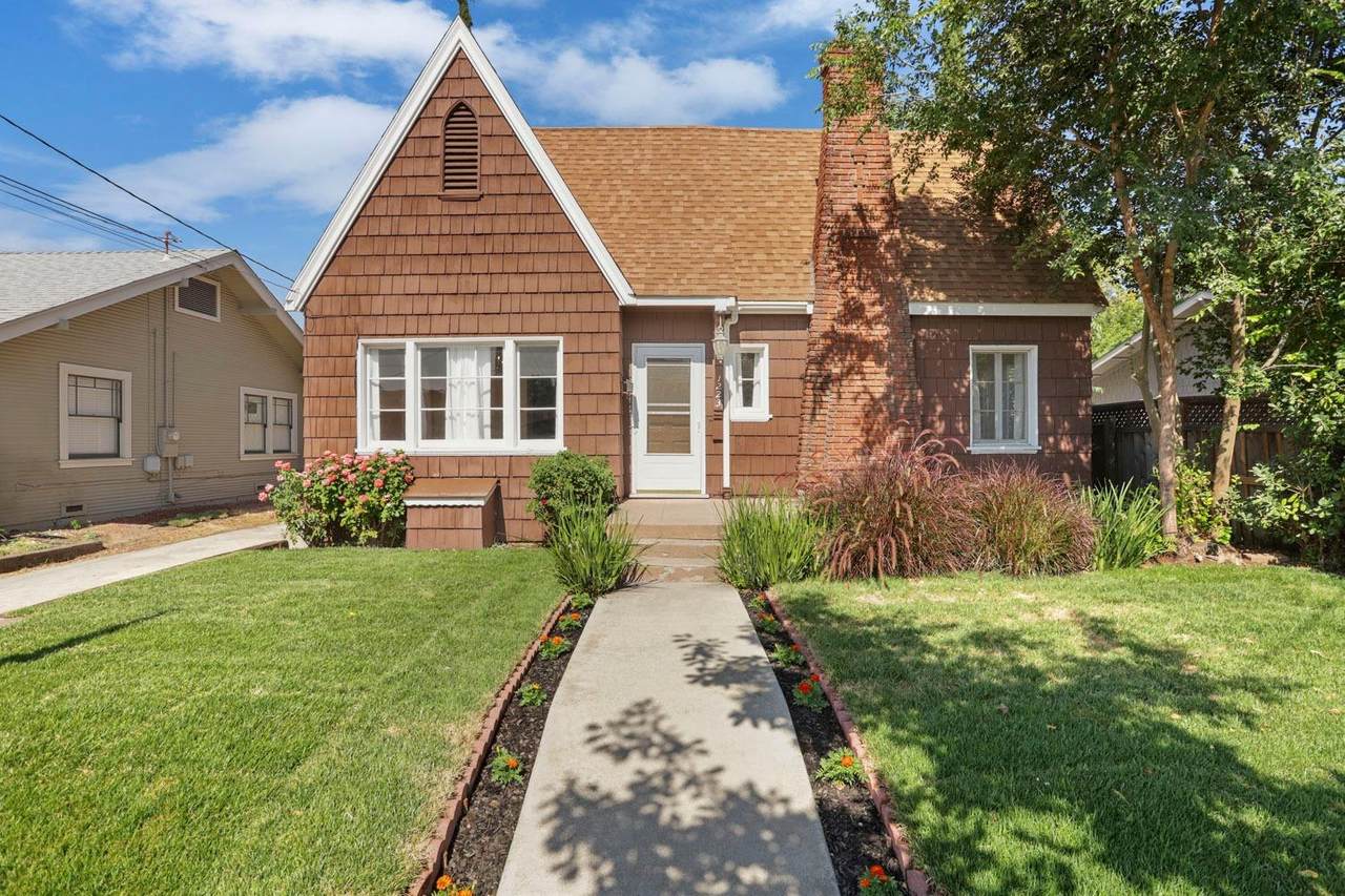 1223 Bessie Avenue - Photo 1