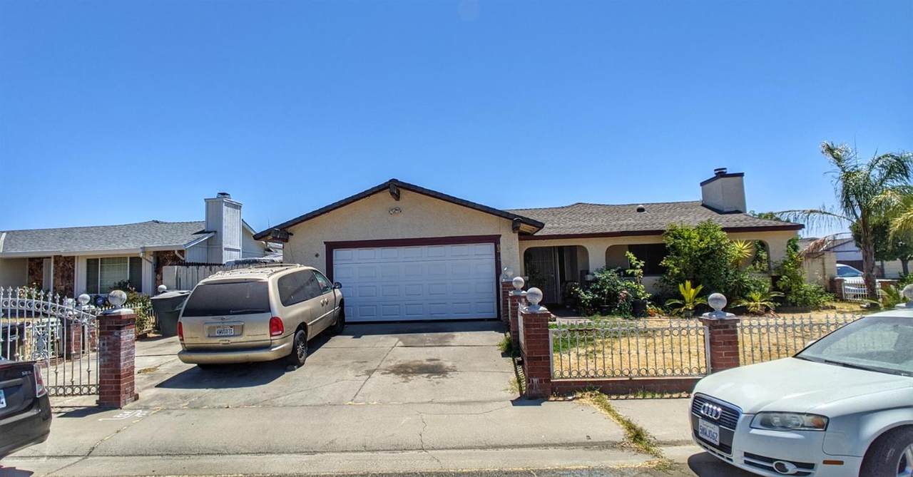 8310 Daylight Court - Photo 1