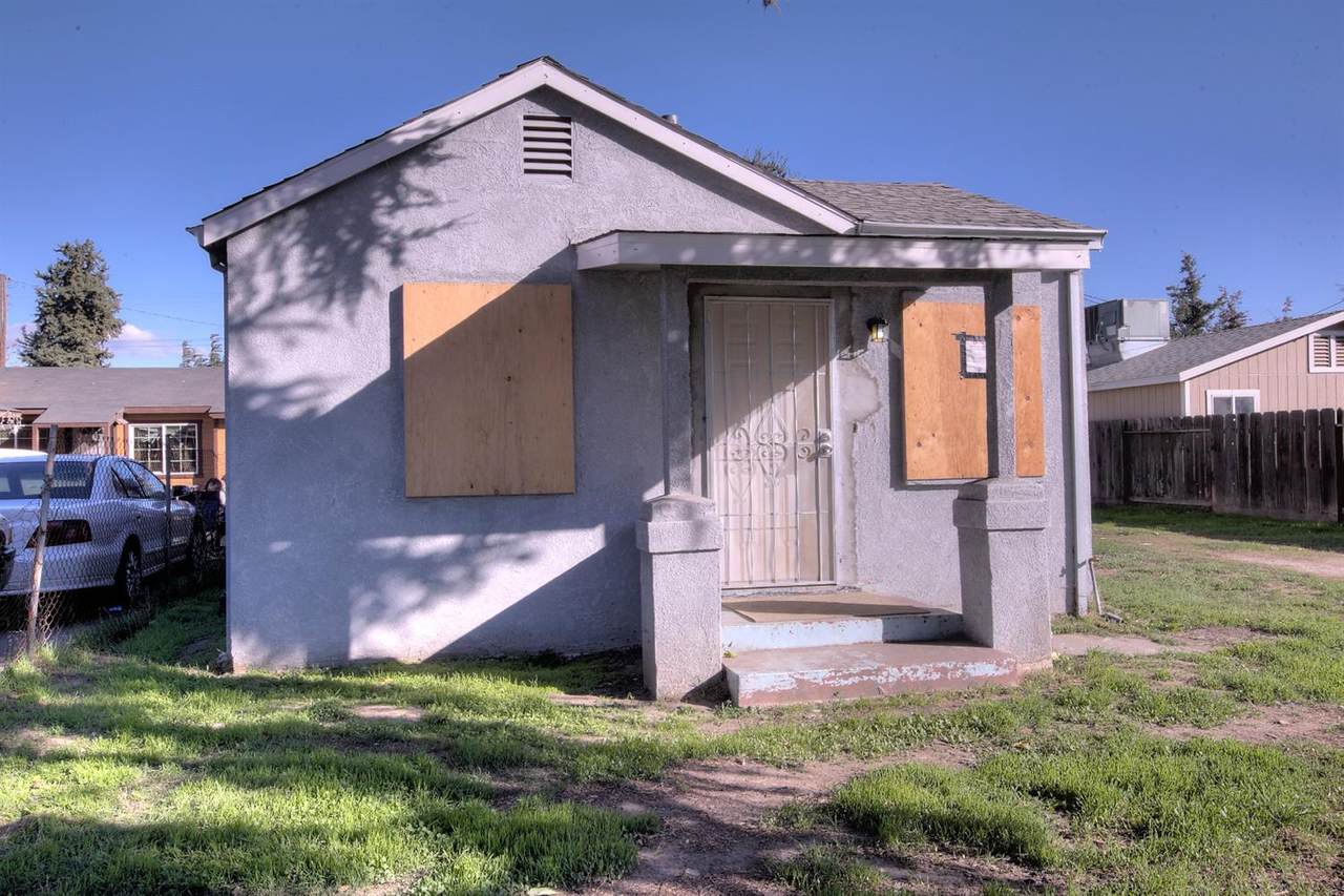 708 Santa Cruz Avenue - Photo 1