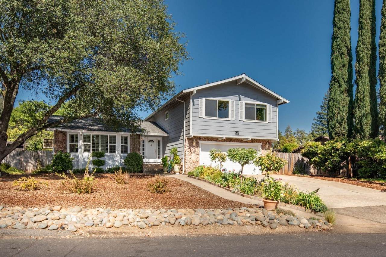 2785 Sterling Way - Photo 1