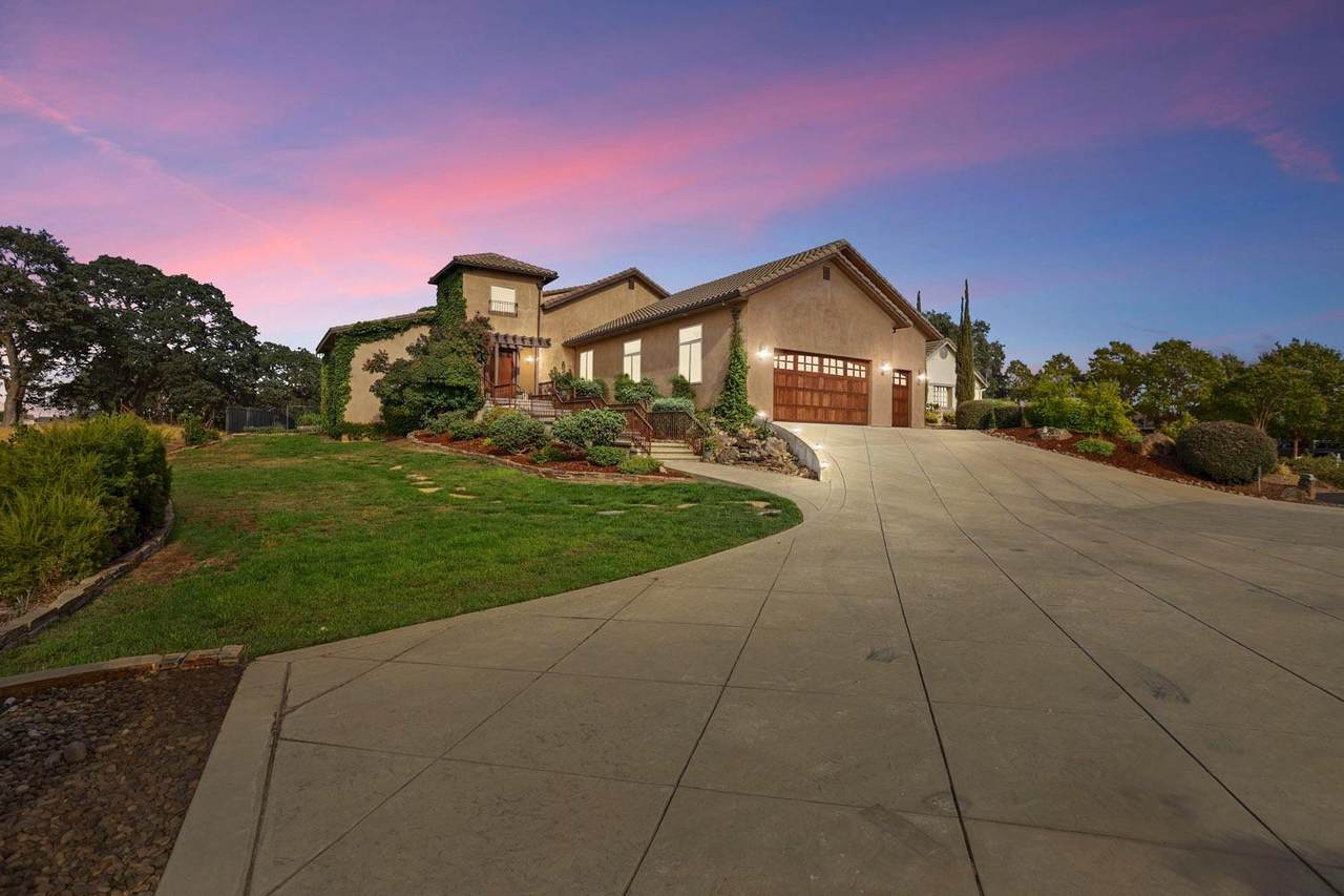 21 Teal Court - Photo 1