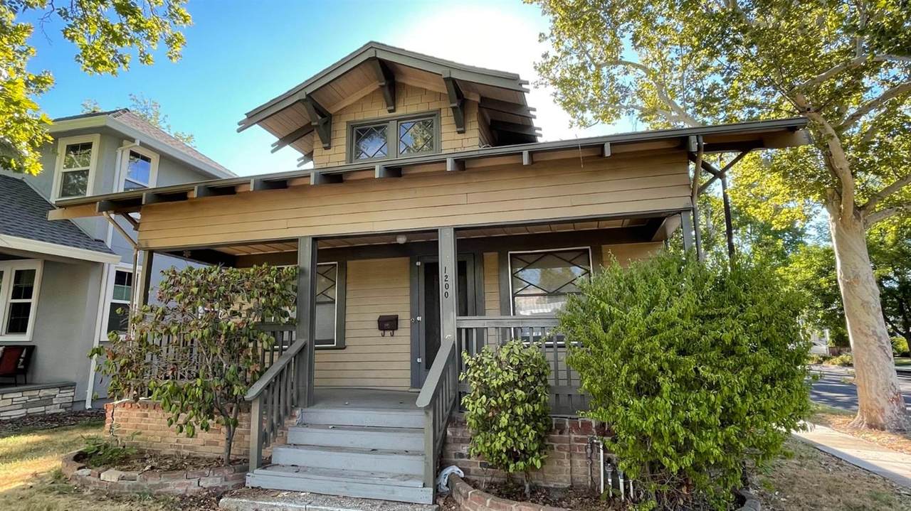 1200 33rd Street - Photo 1