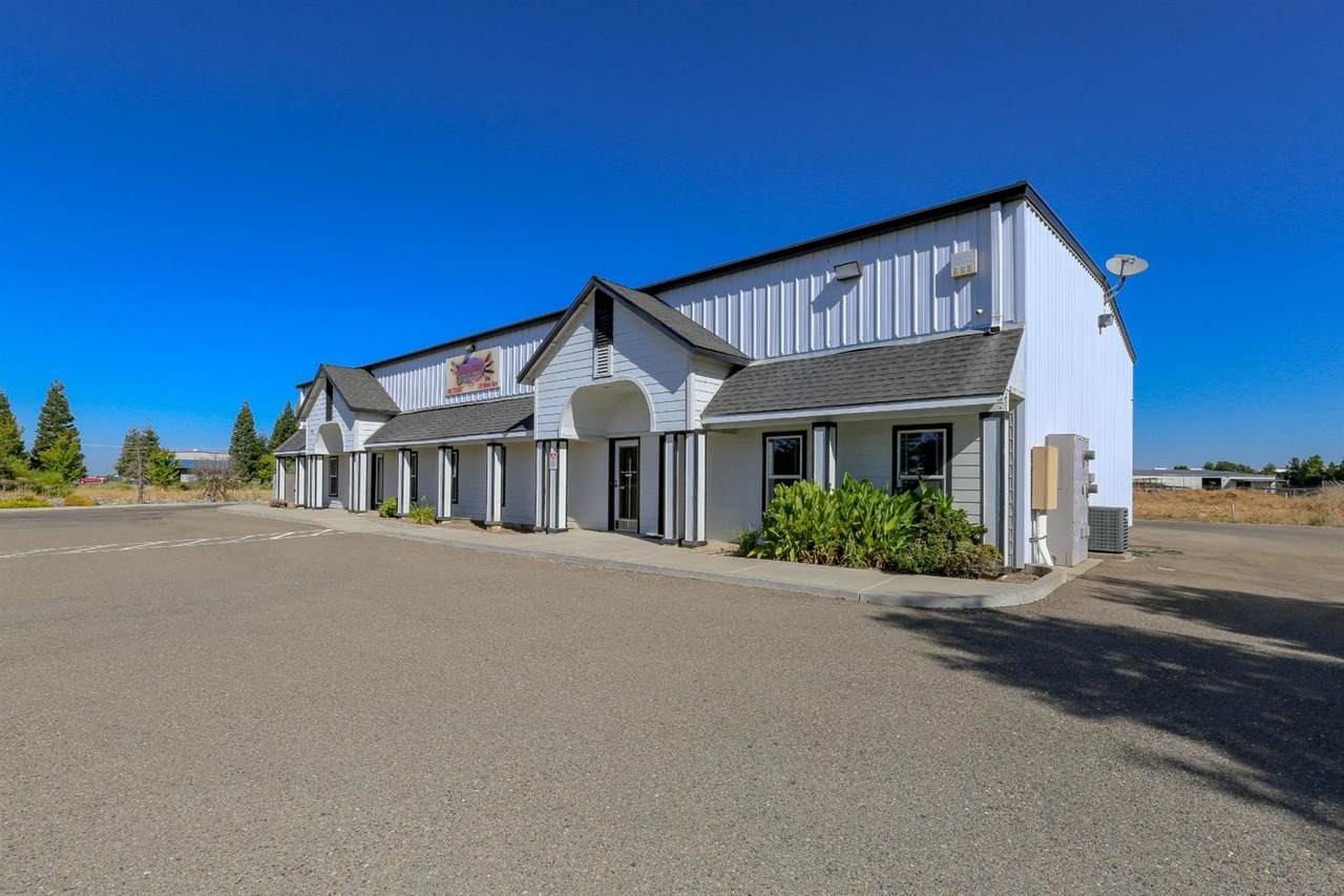 128 Heron Way - Photo 1