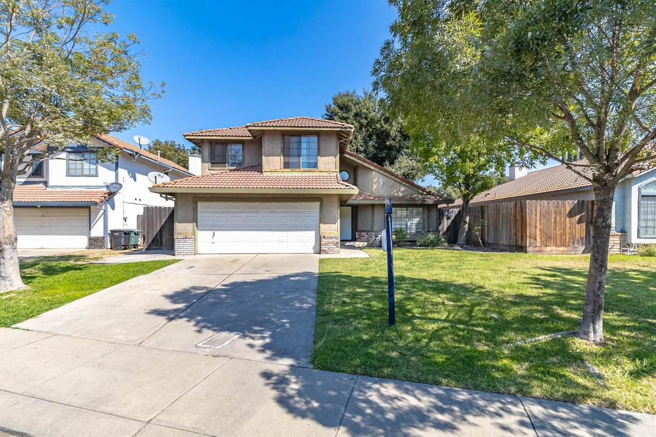 925 Cape Drive - Photo 1