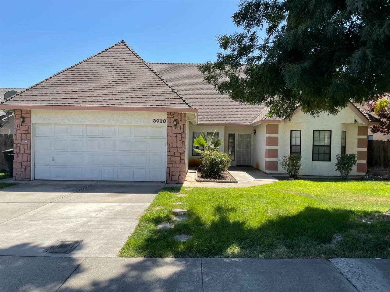 3928 Felton - Photo 1